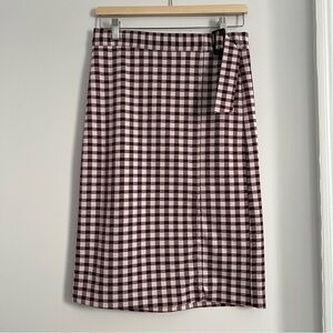 Classic Checkered Skirt in Red and White